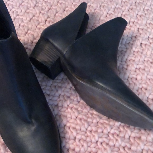 Free people cut out sides booties - Picture 3 of 5